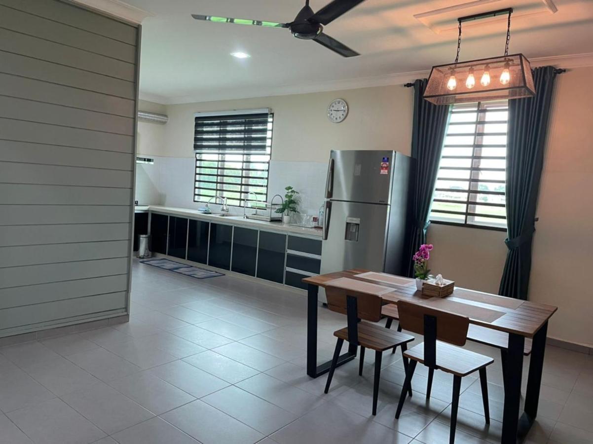 Vistana Indah Homestay 알로르세타르 외부 사진